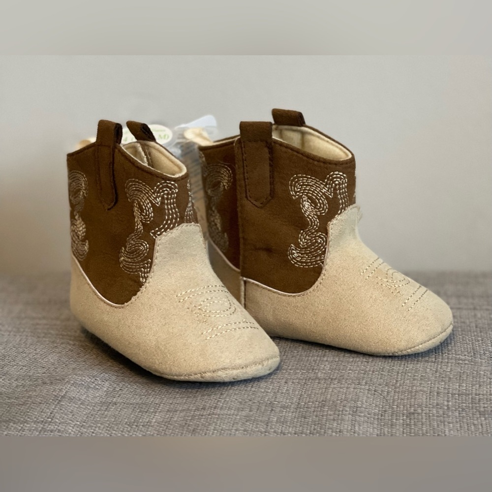 Stepping Stones infant cowboy boots size 9-12 months. New with tags.